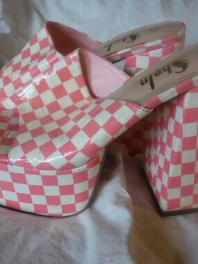 Sheln Womens Size 8 1/2 High Heel Pink Checkered Shoes